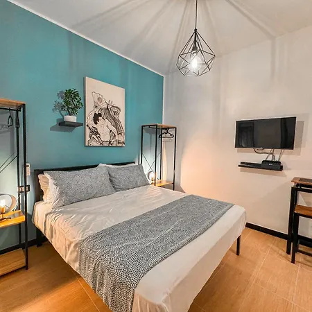 The Quarters Nápoles